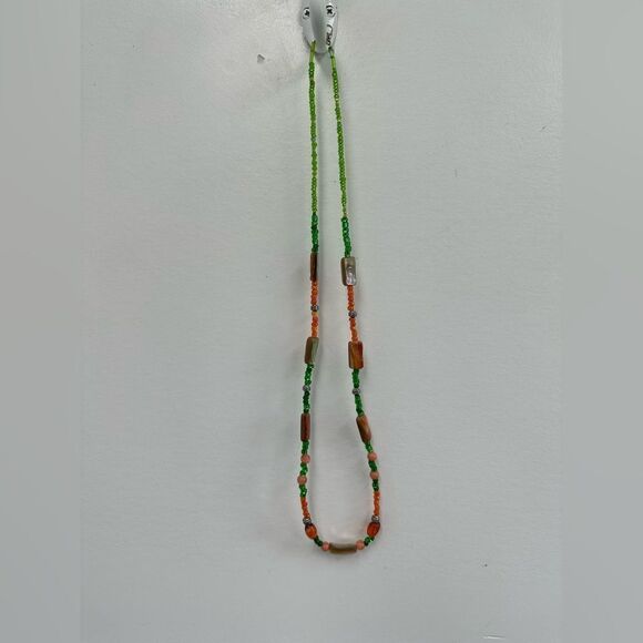 Green & Mother of Pearl Beaded Multi-color Necklace 27" - Picture 9 of 11